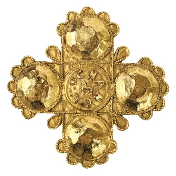 CHANEL Vintage Gold Brooch - Picture 1 of 7